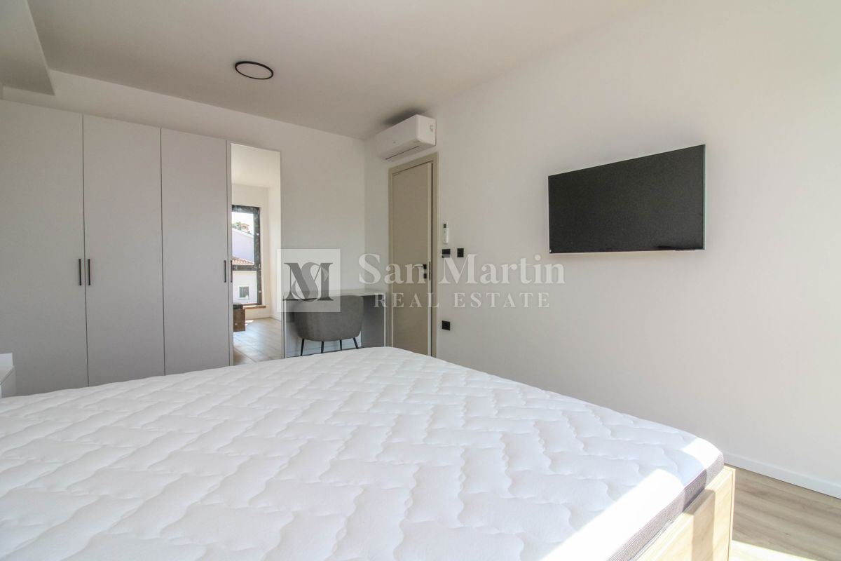 Parenzo, dintorni - appartamento moderno con piscina vicino al mare