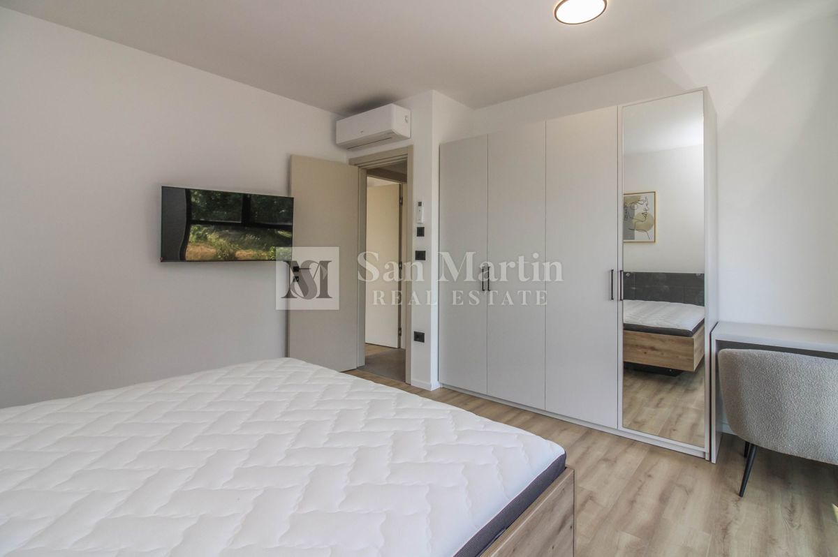 Parenzo, dintorni - appartamento moderno con piscina vicino al mare