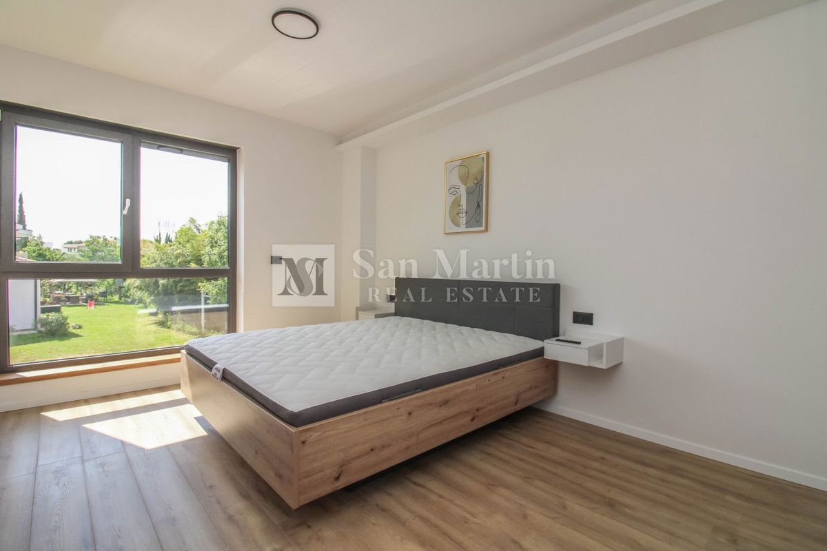 Parenzo, dintorni - appartamento moderno con piscina vicino al mare