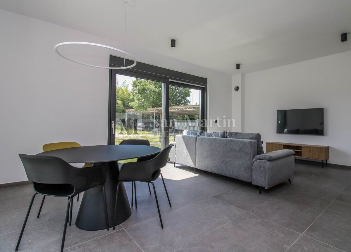 Parenzo, dintorni - appartamento moderno con piscina vicino al mare