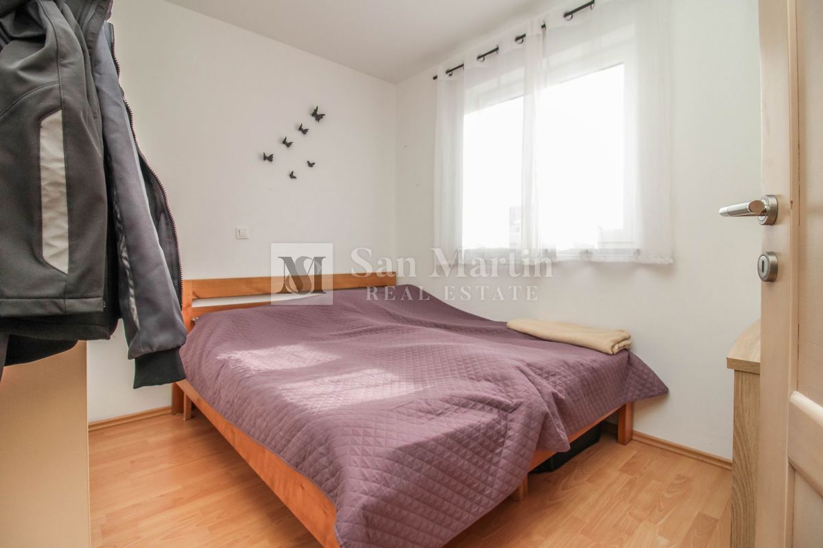 POREČ, appartamento con 2 camere da letto - ottimo prezzo