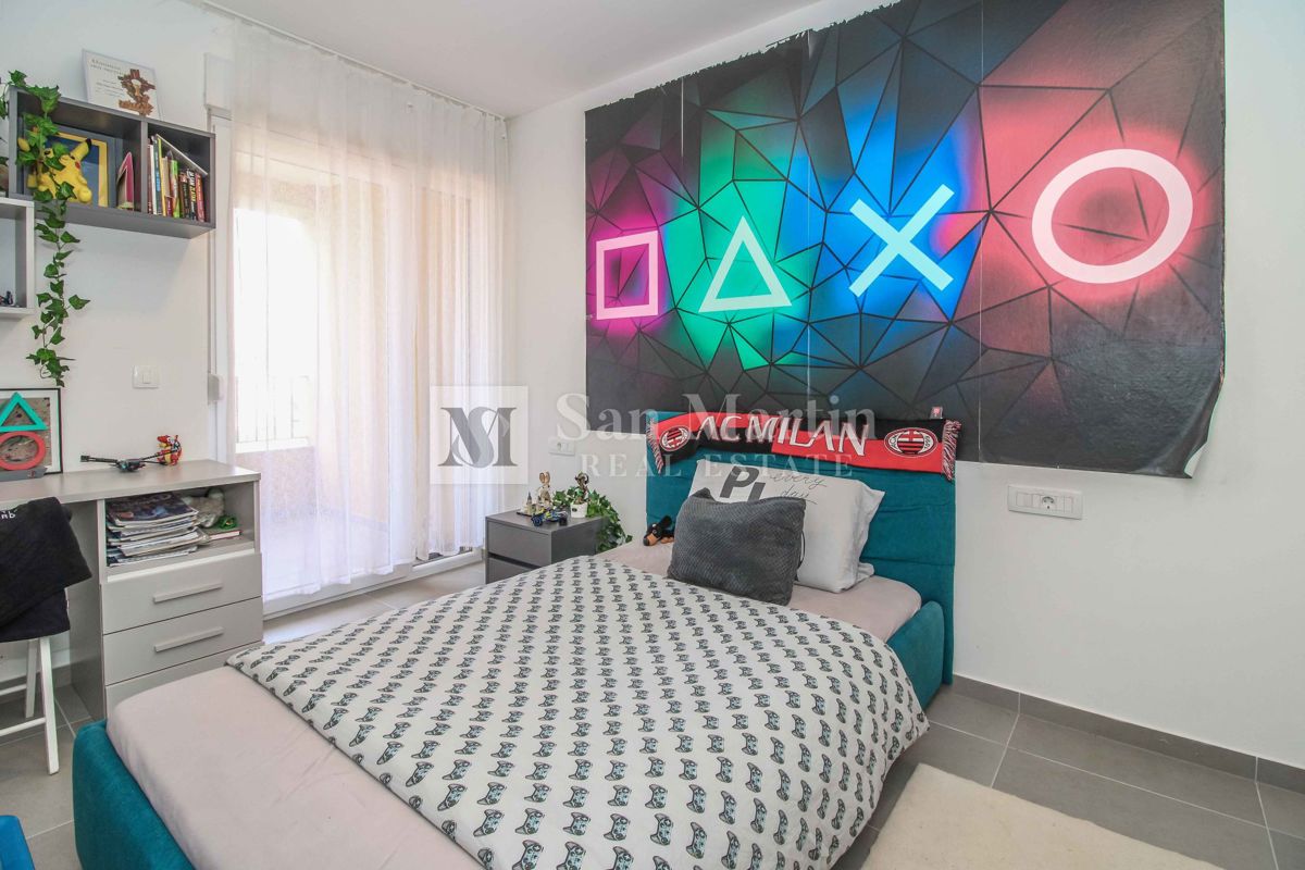 NOVIGRAD, CASA A SCHIERA NUOVA ARREDATA