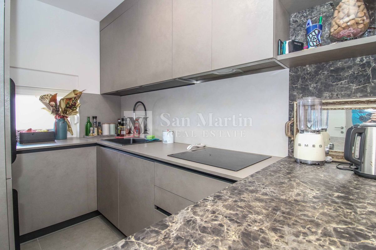 NOVIGRAD, CASA A SCHIERA NUOVA ARREDATA