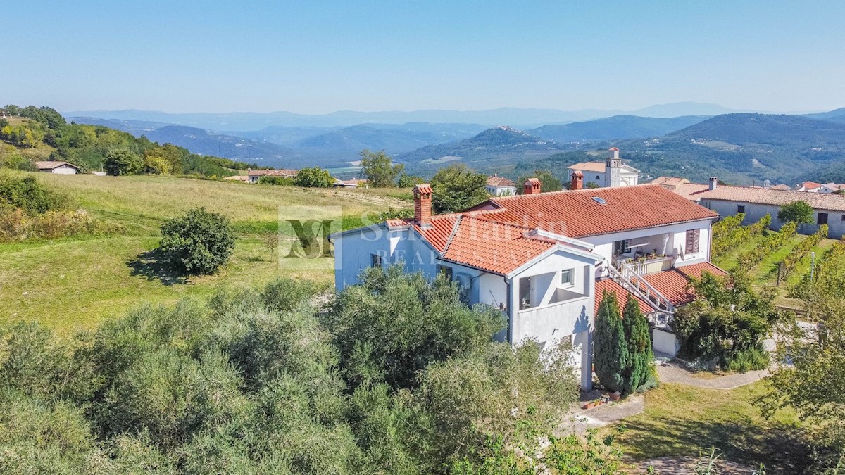 Parenzo, dintorni - casa con 5 appartamenti, bella vista aperta