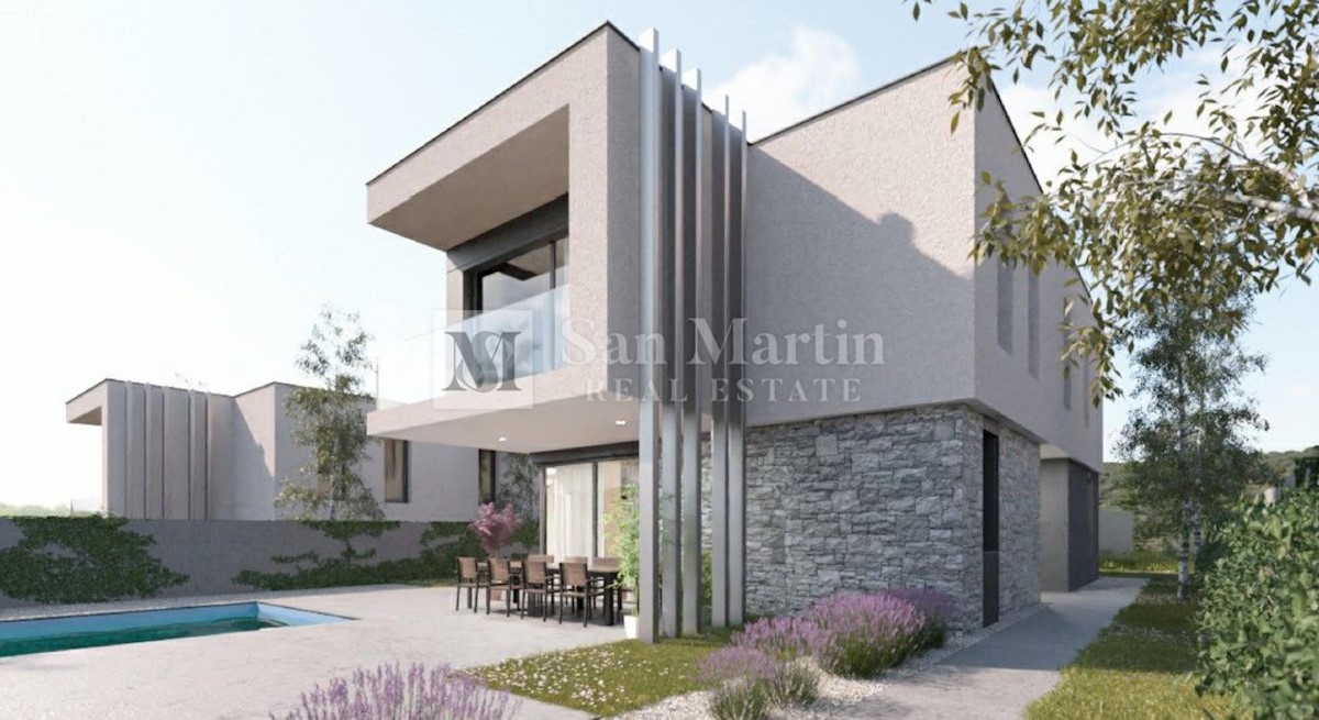 Medolino - terreno edificabile a 100 metri dal mare!