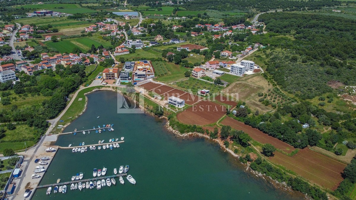 Medolino - terreno edificabile a 100 metri dal mare!