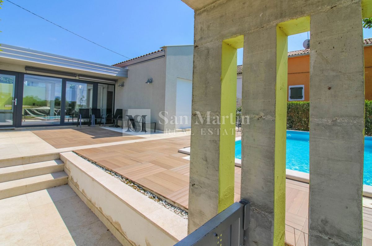 Poreč, dintorni - villa moderna in una zona tranquilla