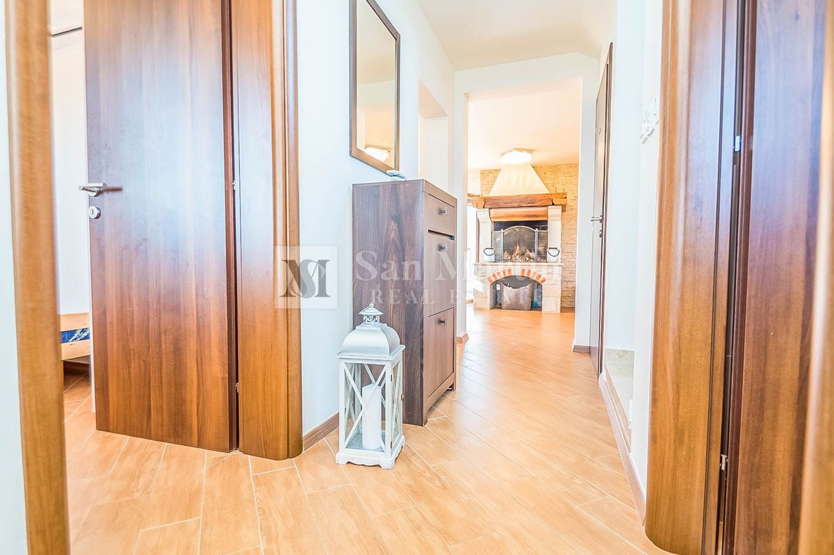 Marčana - casa con piscina riscaldata in ottima posizione