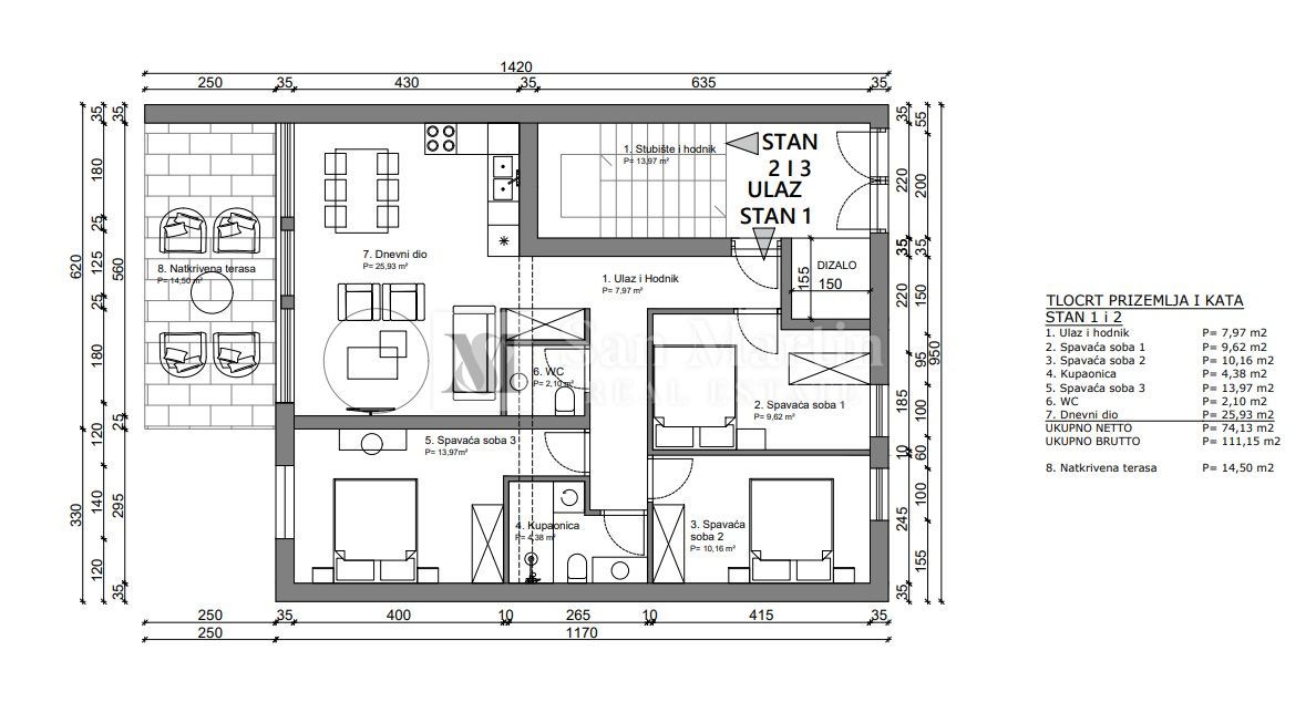 Parenzo, Appartamento trilocale al piano terra con giardino