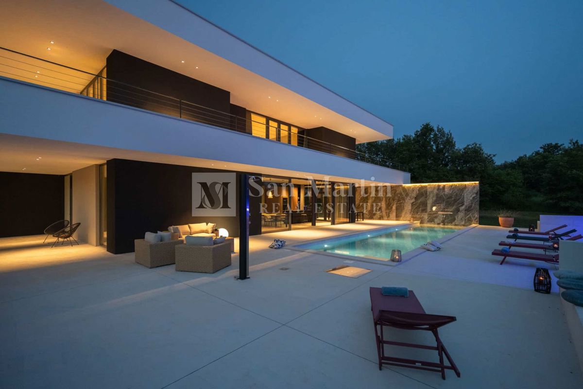 Istria, Grisignana – Moderna casa di design ai margini del paese