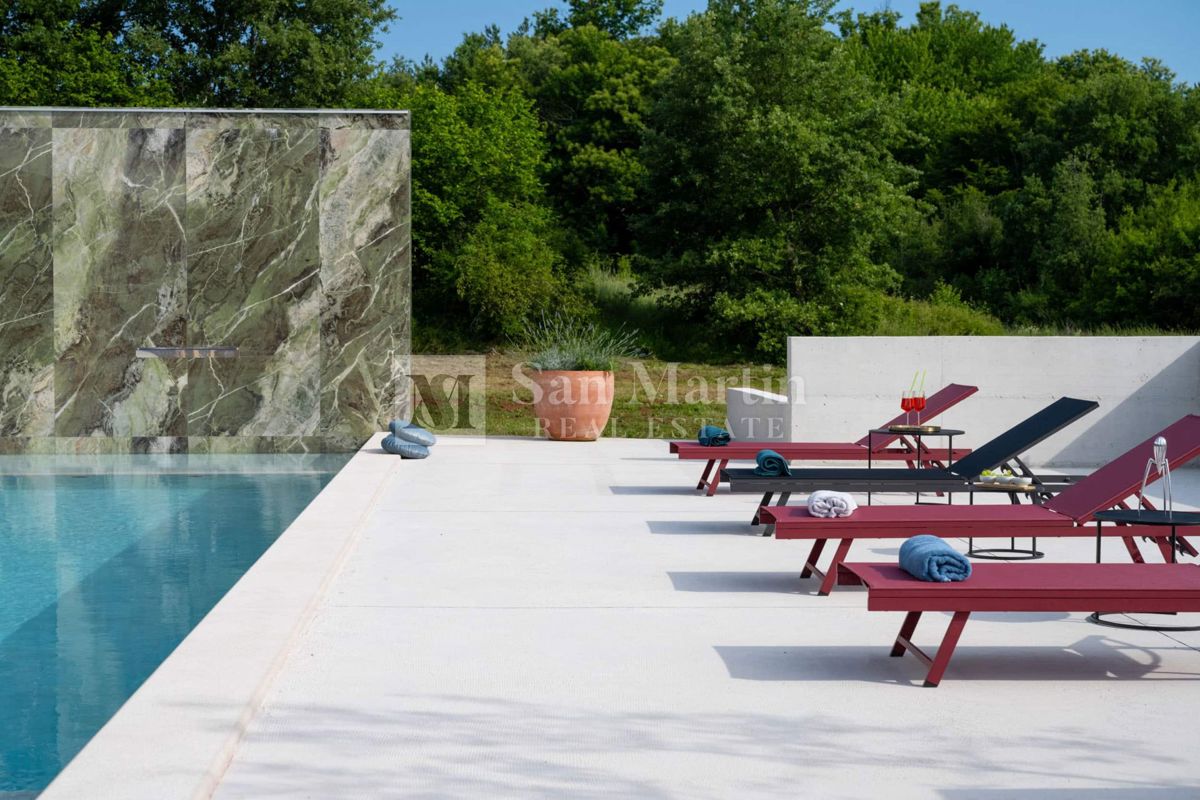 Istria, Grisignana – Moderna casa di design ai margini del paese