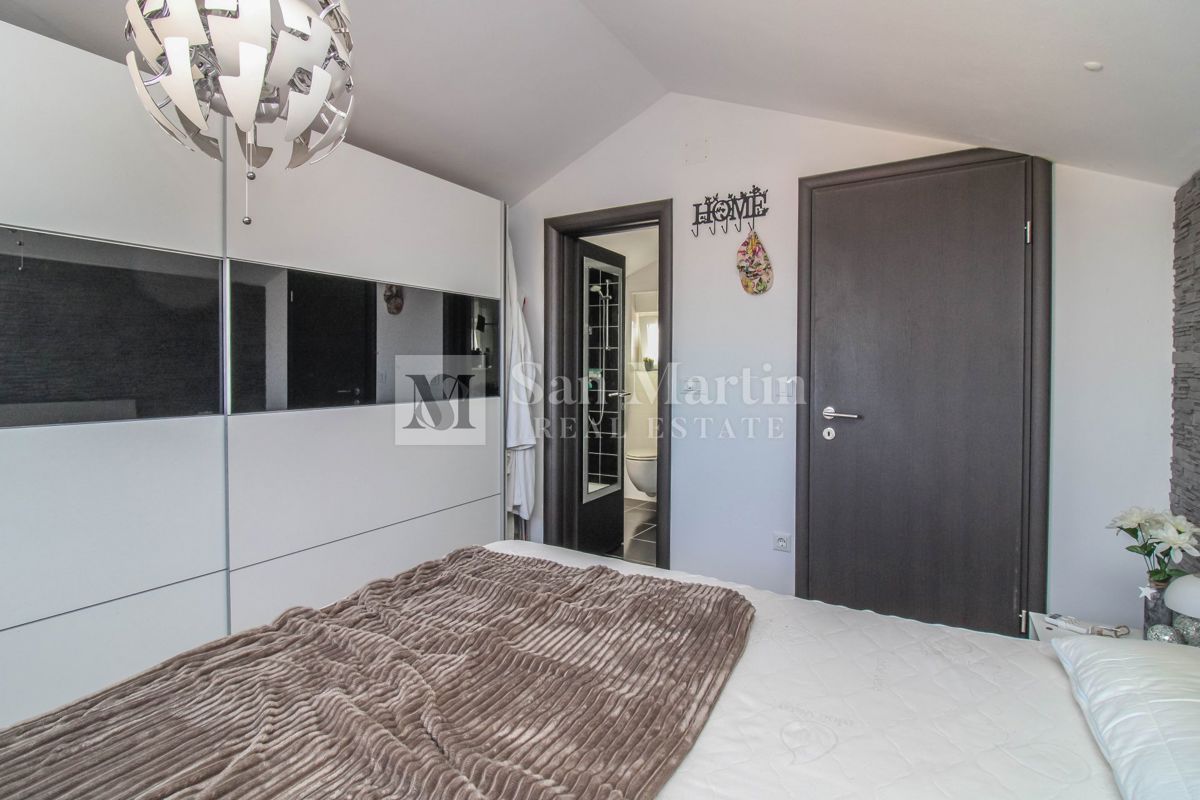 POREČ, Appartamento con 2 camere da letto vicino al mare