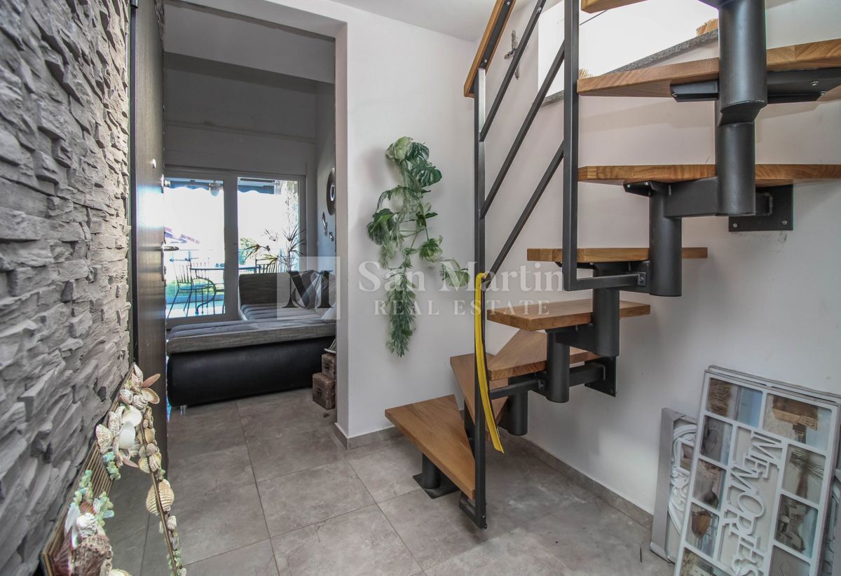 POREČ, Appartamento con 2 camere da letto vicino al mare