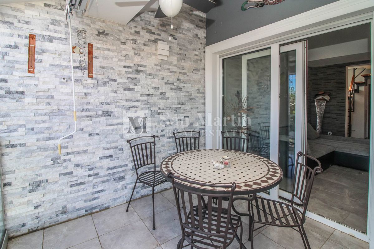 POREČ, Appartamento con 2 camere da letto vicino al mare