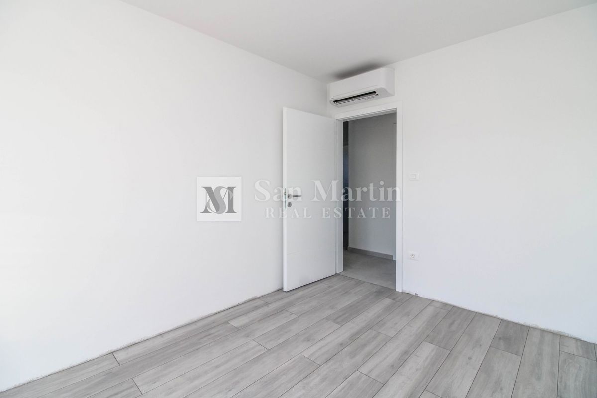 PARENZO - Nuovo appartamento con 2 camere da letto vicino al mare