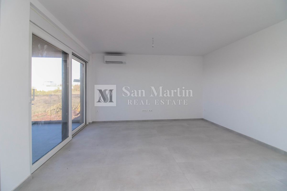 PARENZO - Nuovo appartamento con 2 camere da letto vicino al mare