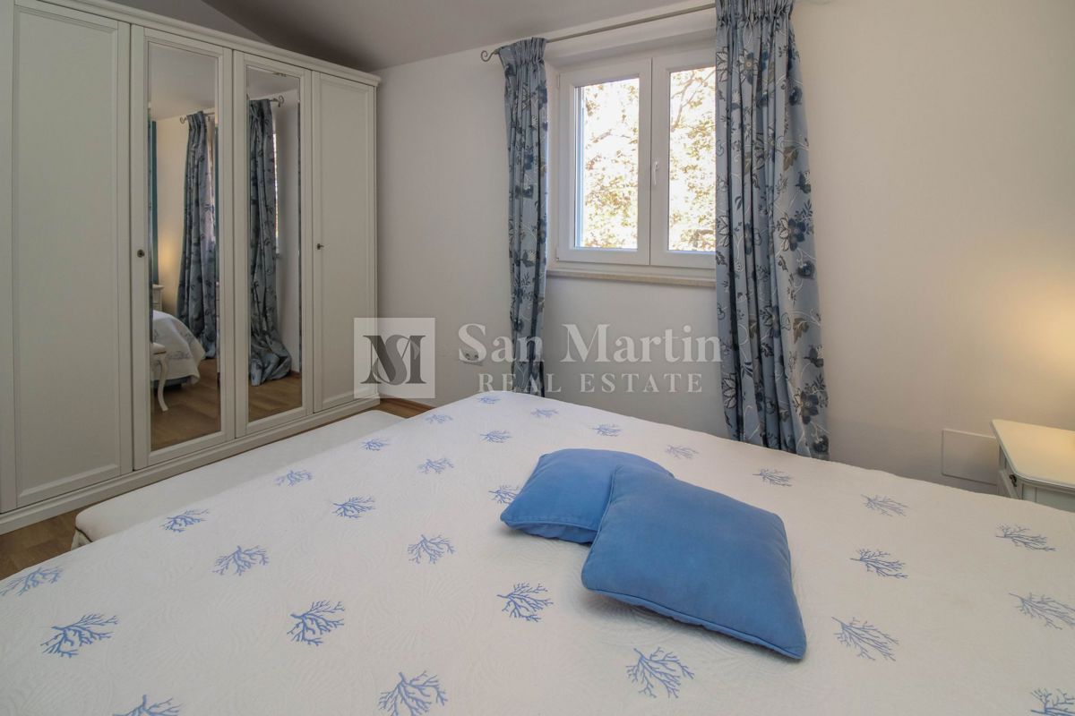 PARENZO - Casa eccezionale con piscina e giardino recintato