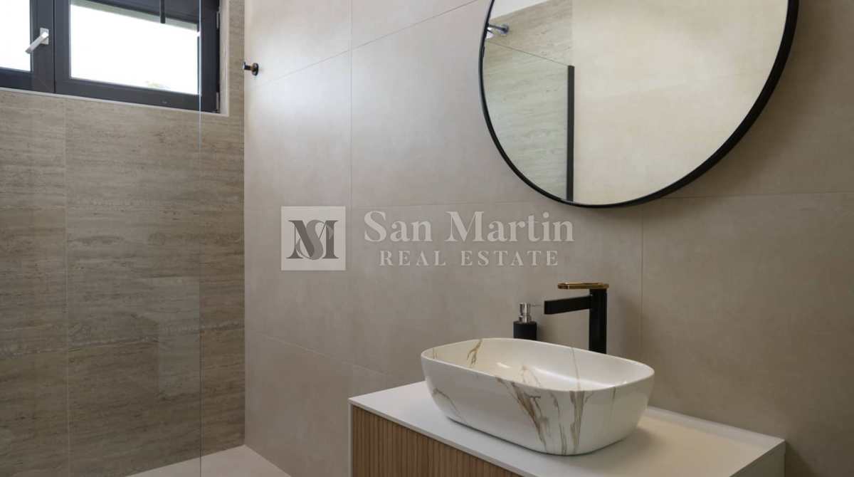 Rovigno, dintorni - bellissima casa nuova con piscina