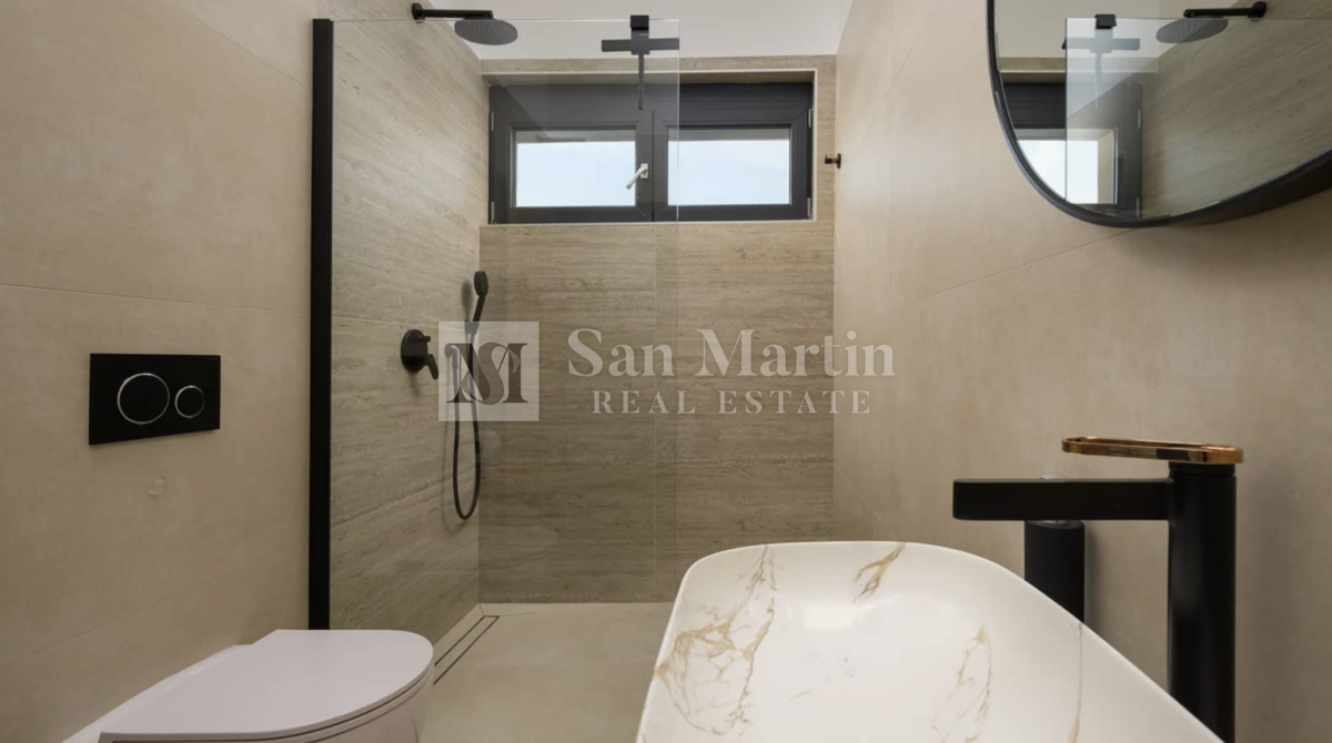 Rovigno, dintorni - bellissima casa nuova con piscina