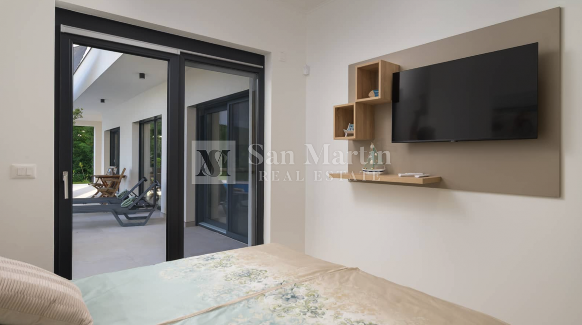 Rovigno, dintorni - bellissima casa nuova con piscina