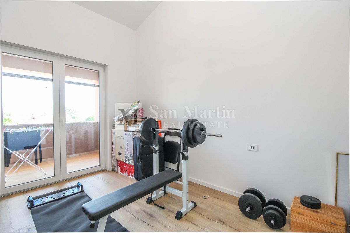 Parenzo, casa bifamiliare in una posizione tranquilla.