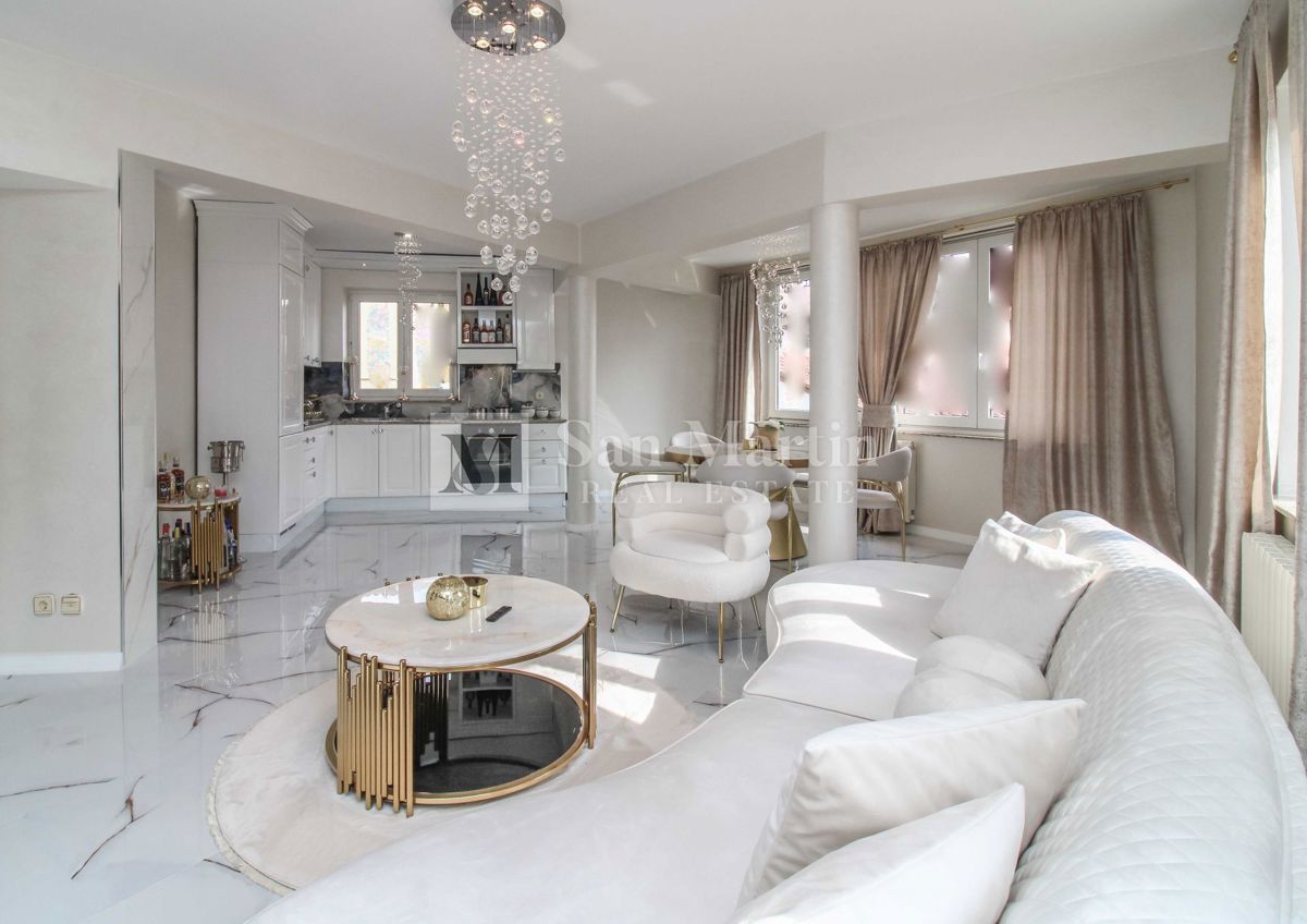 PARENZO - POSIZIONE RICERCATA - 200 M DAL MARE