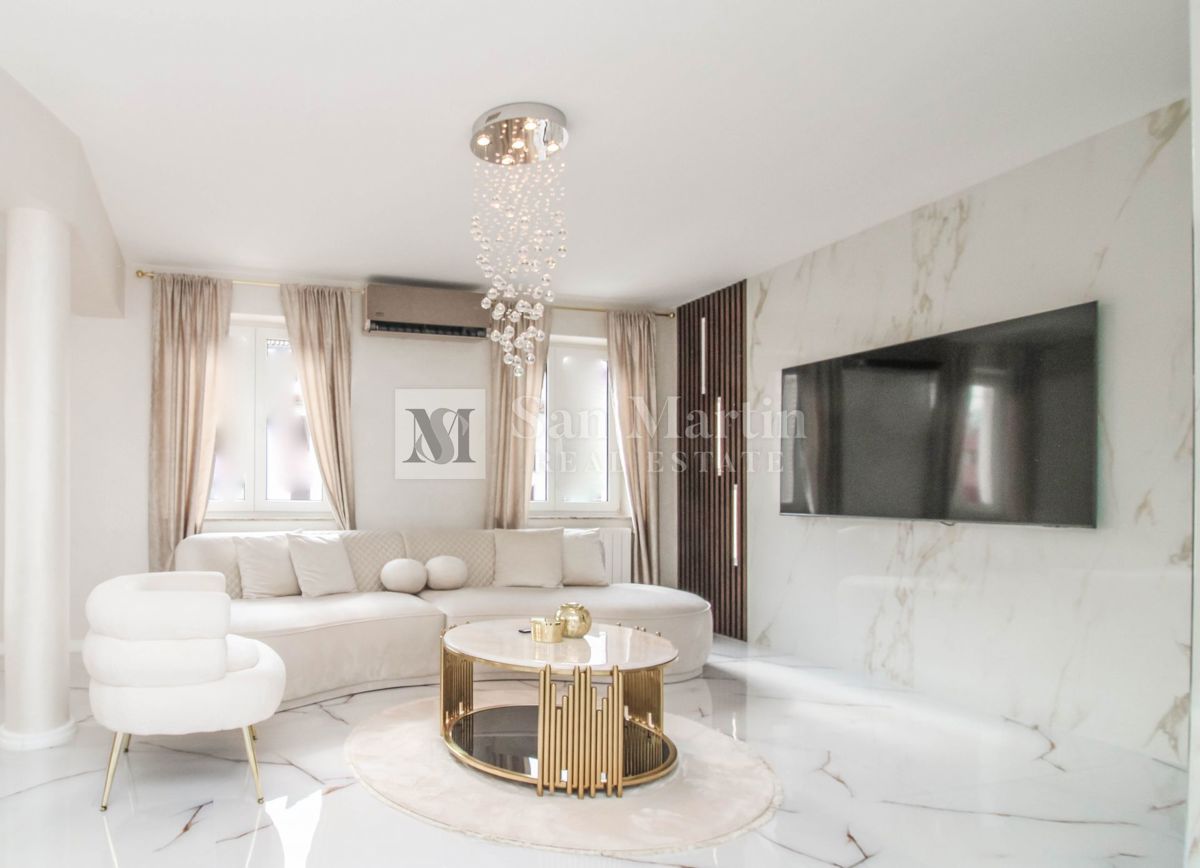 PARENZO - POSIZIONE RICERCATA - 200 M DAL MARE