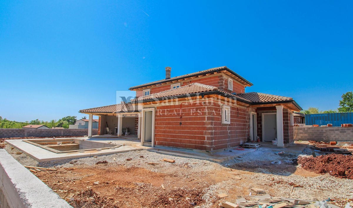 Gimino - Casa mediterranea in una piccola cittadina