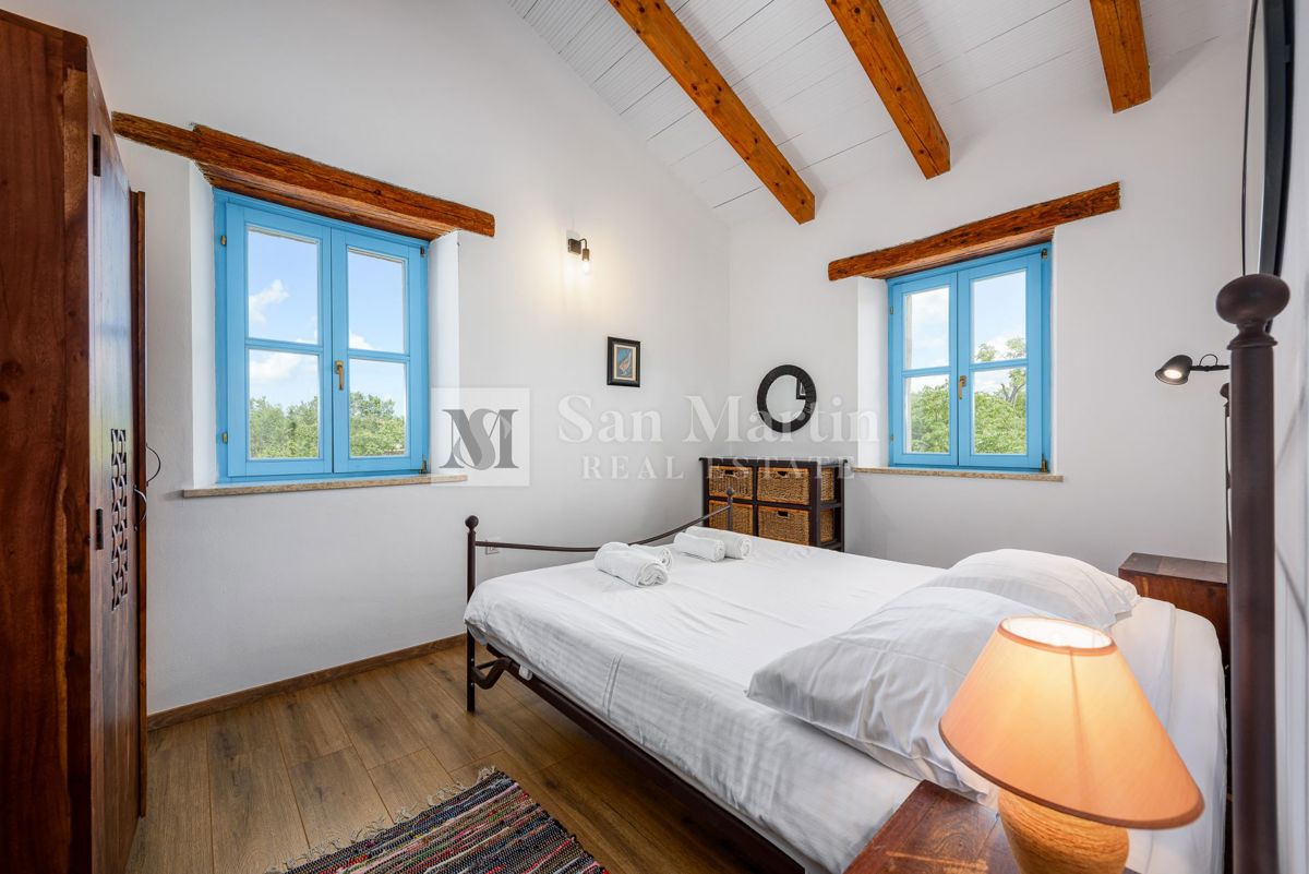 Parenzo, dintorni – Bellissima casa in pietra con vista panoramica