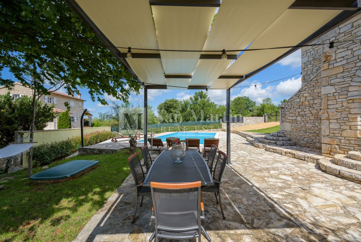 Parenzo, dintorni – Bellissima casa in pietra con vista panoramica