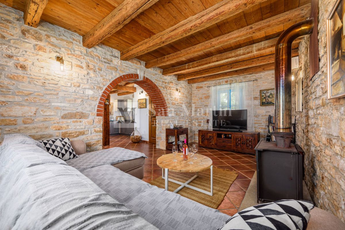 Parenzo, dintorni – Bellissima casa in pietra con vista panoramica