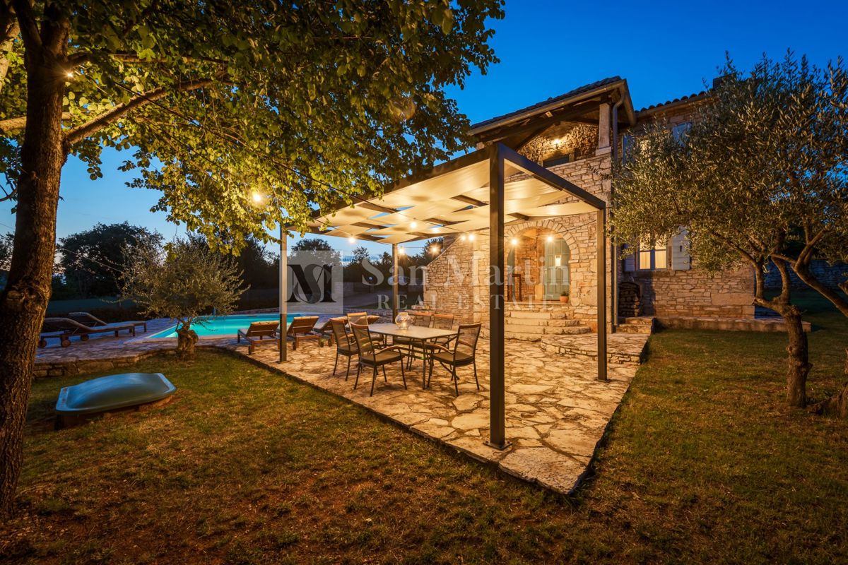 Parenzo, dintorni – Bellissima casa in pietra con vista panoramica