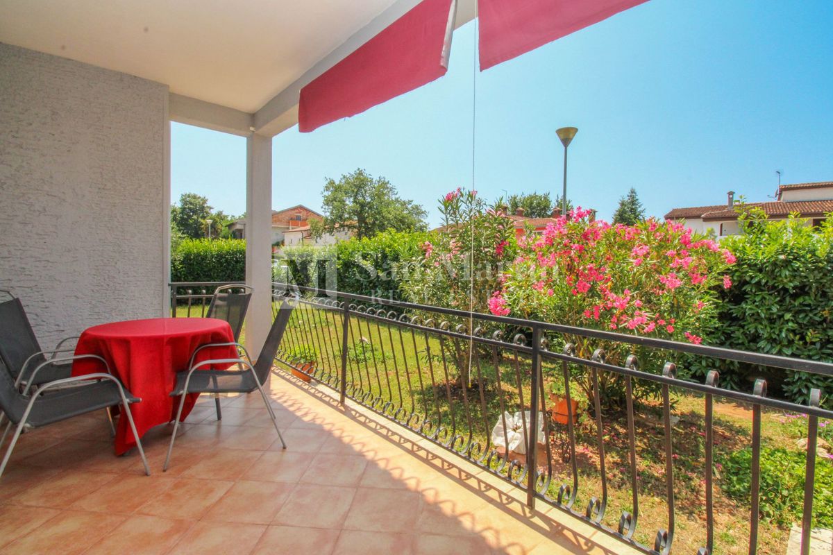Parenzo, dintorni - casa con 5 unità in ottima posizione