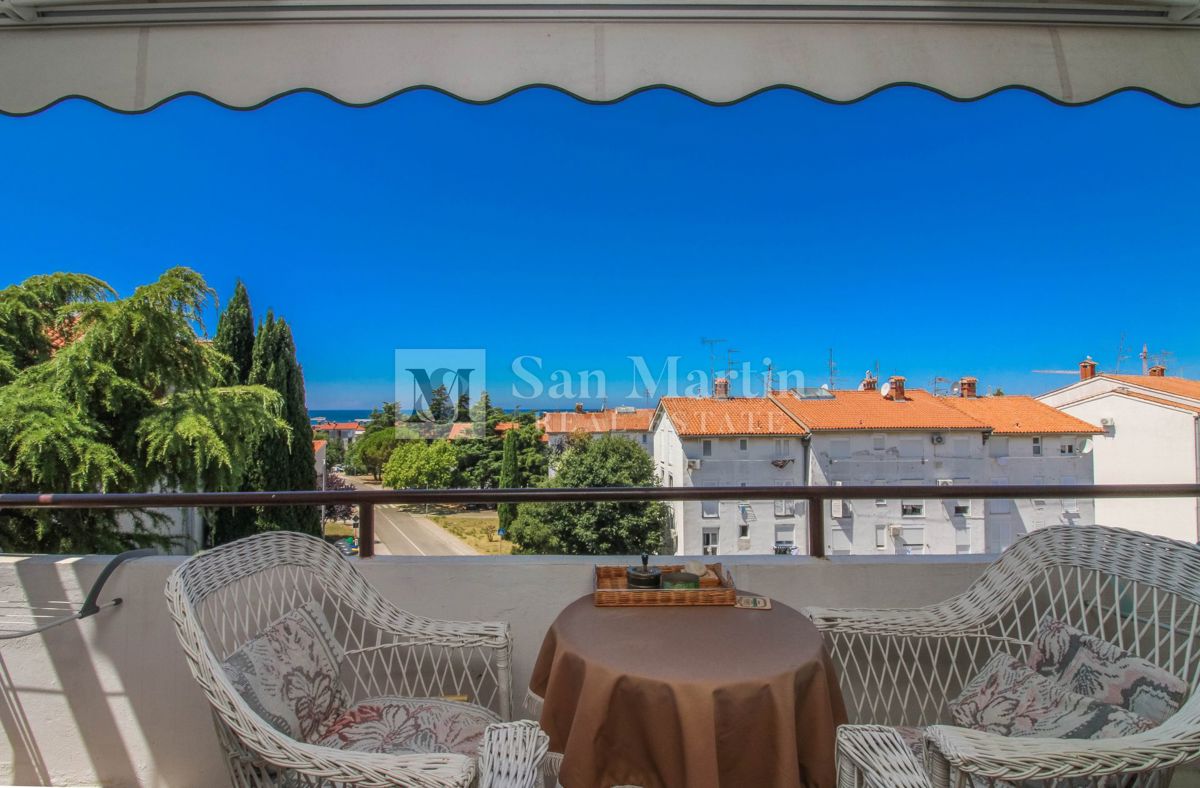 Parenzo, centro – Appartamento con vista mare vicino alle spiagge