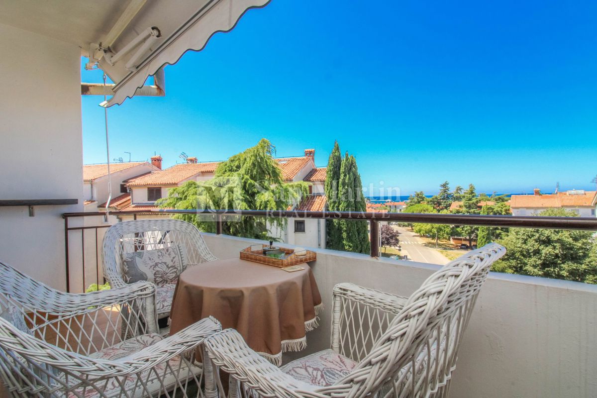 Parenzo, centro – Appartamento con vista mare vicino alle spiagge