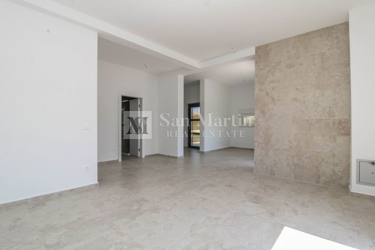 Parenzo, dintorni - appartamento al piano terra con giardino, in costruzione