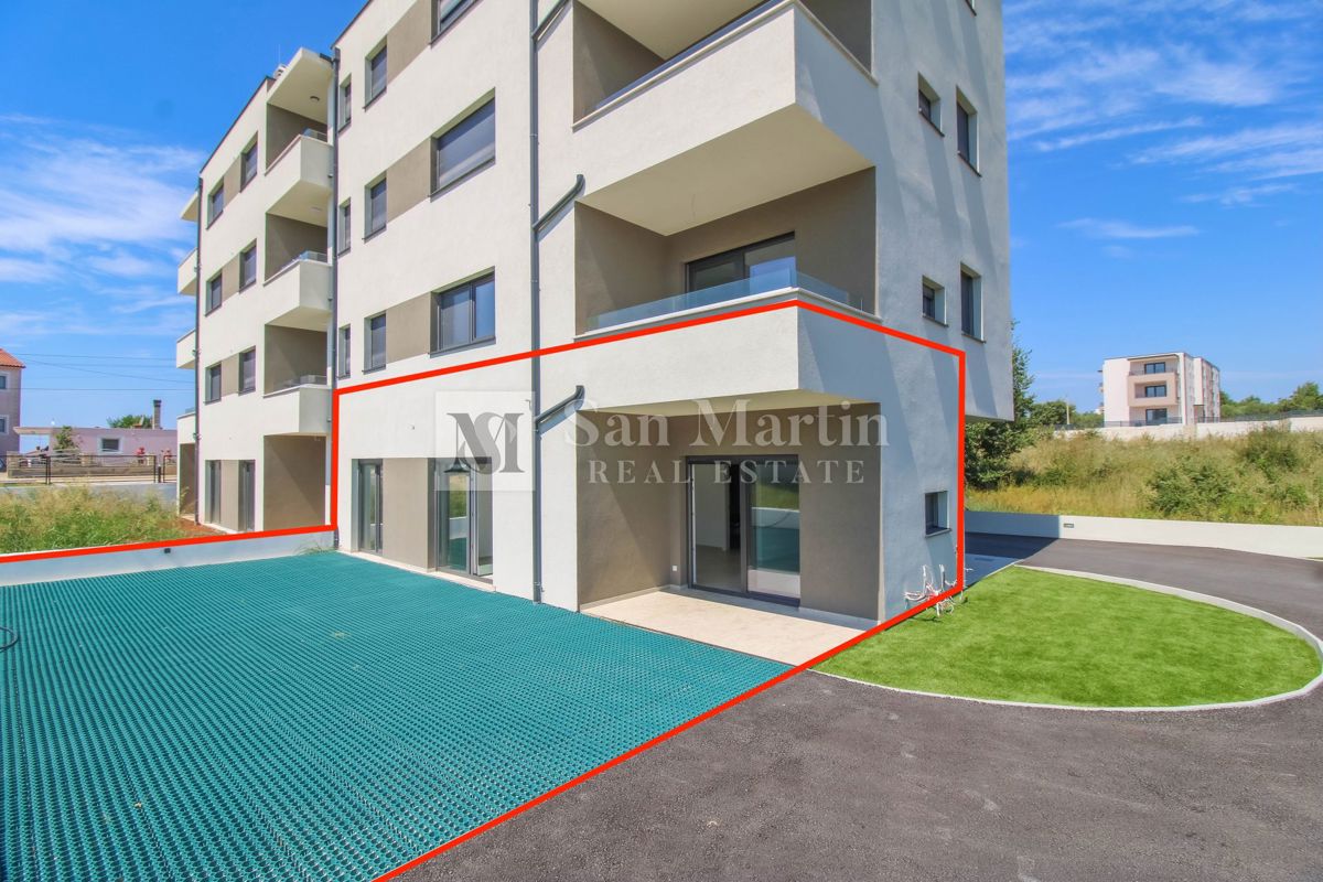 Parenzo, dintorni - appartamento al piano terra con giardino, in costruzione