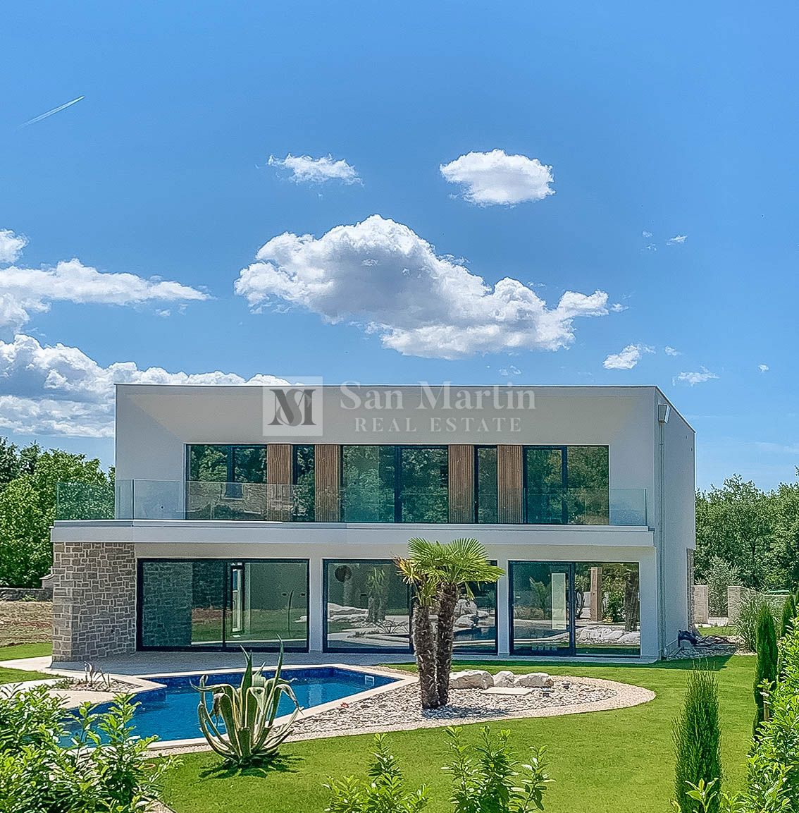 Zona di Parenzo, Casa di lusso con piscina