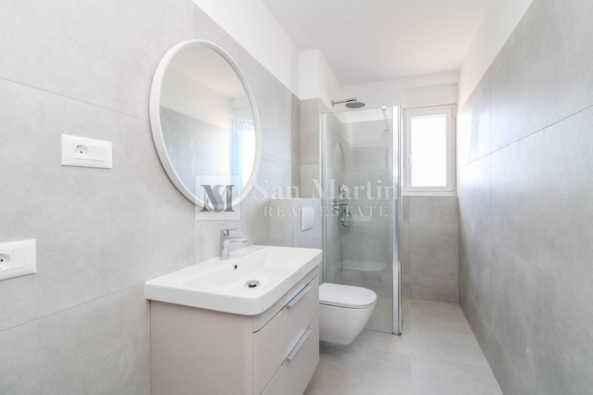 PARENZO - Nuovo appartamento eccellente al piano terra