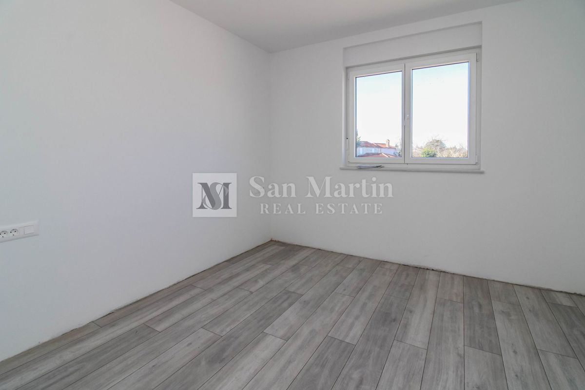 PARENZO - Nuovo appartamento eccellente al piano terra