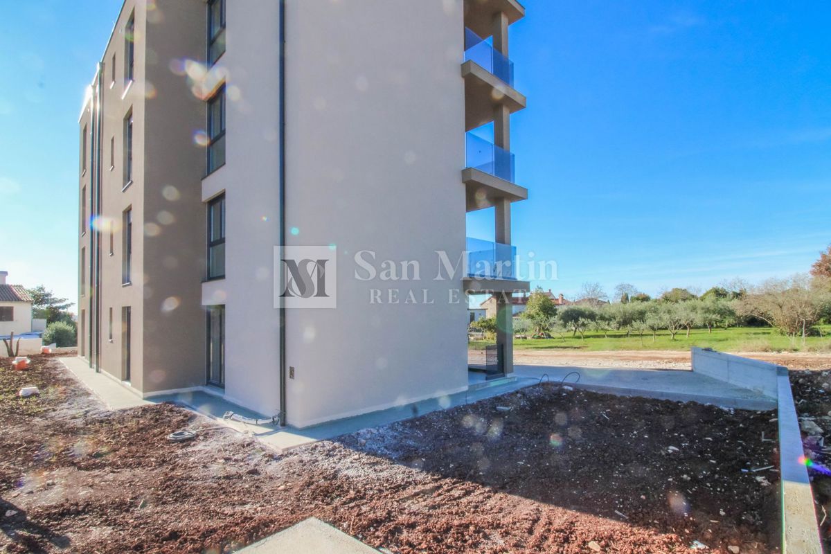 PARENZO - Nuovo appartamento eccellente al piano terra