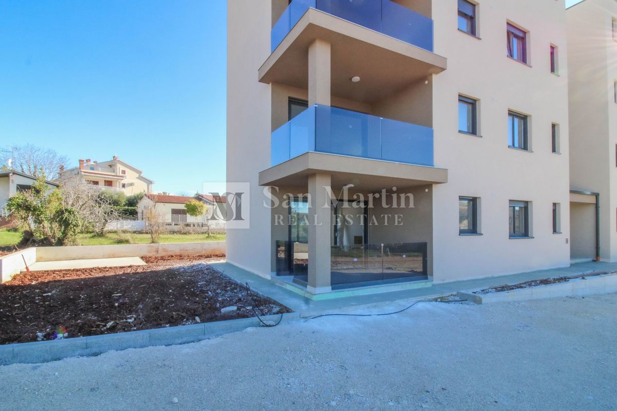 PARENZO - Nuovo appartamento eccellente al piano terra