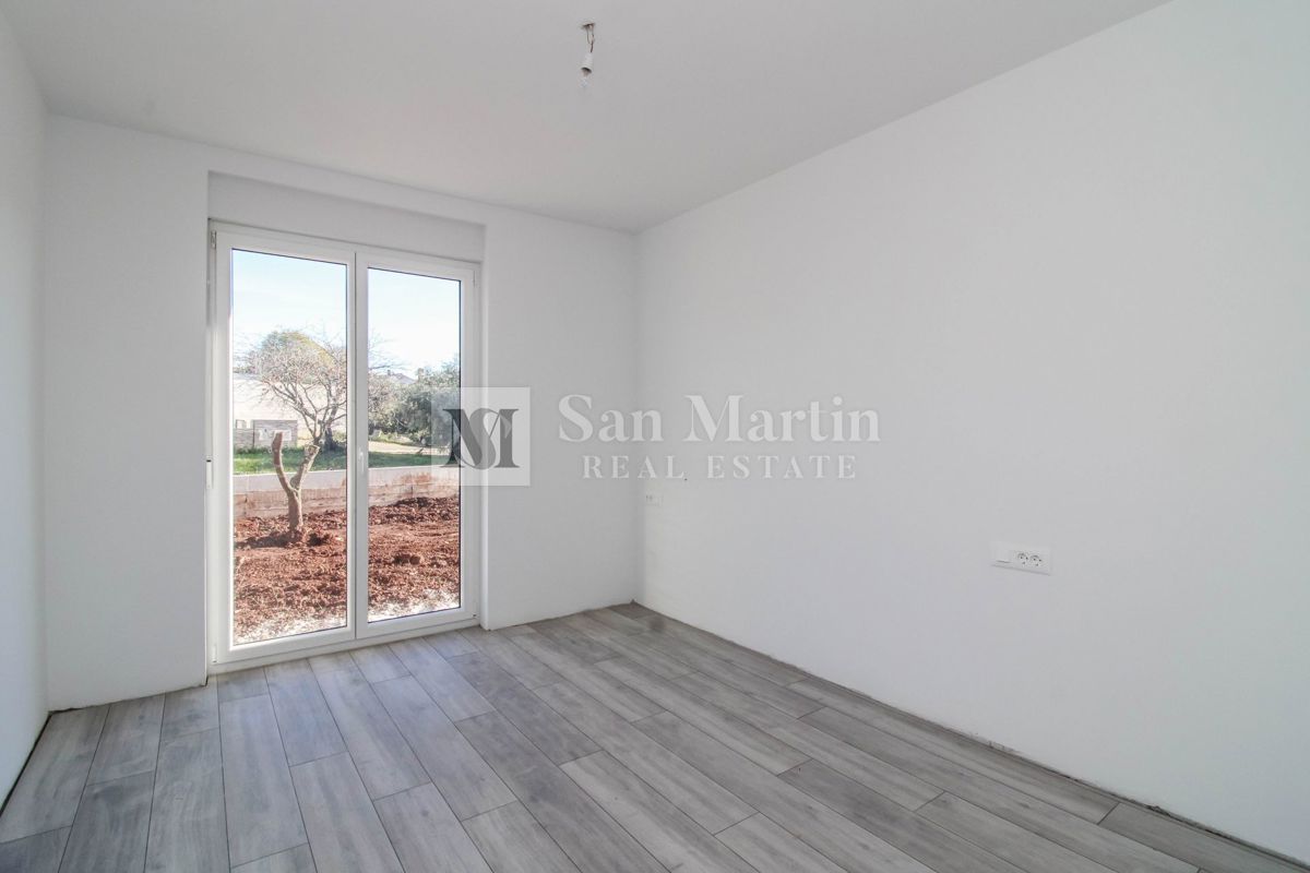 PARENZO - Nuovo appartamento eccellente al piano terra