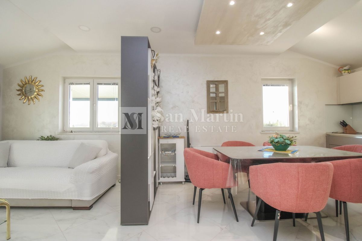 Poreč, dintorni – Casa isolata con un terreno di 3000 m²