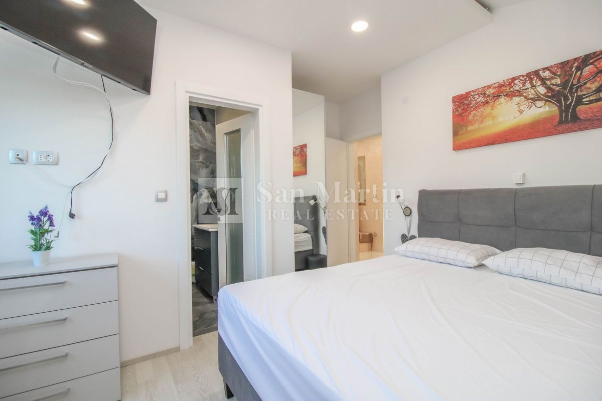 Poreč, dintorni – Casa isolata con un terreno di 3000 m²