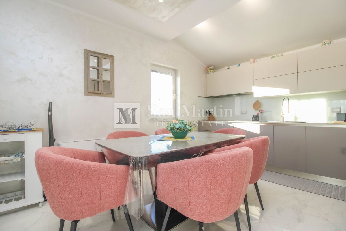 Poreč, dintorni – Casa isolata con un terreno di 3000 m²