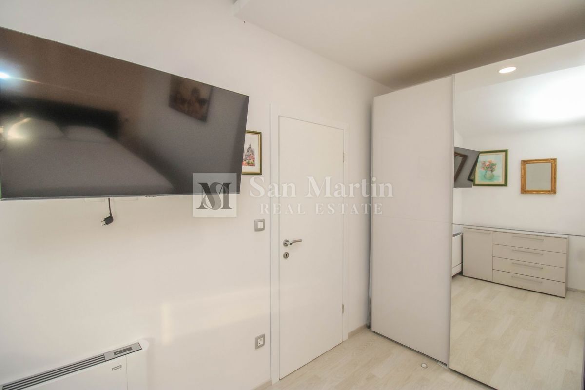 Poreč, dintorni – Casa isolata con un terreno di 3000 m²