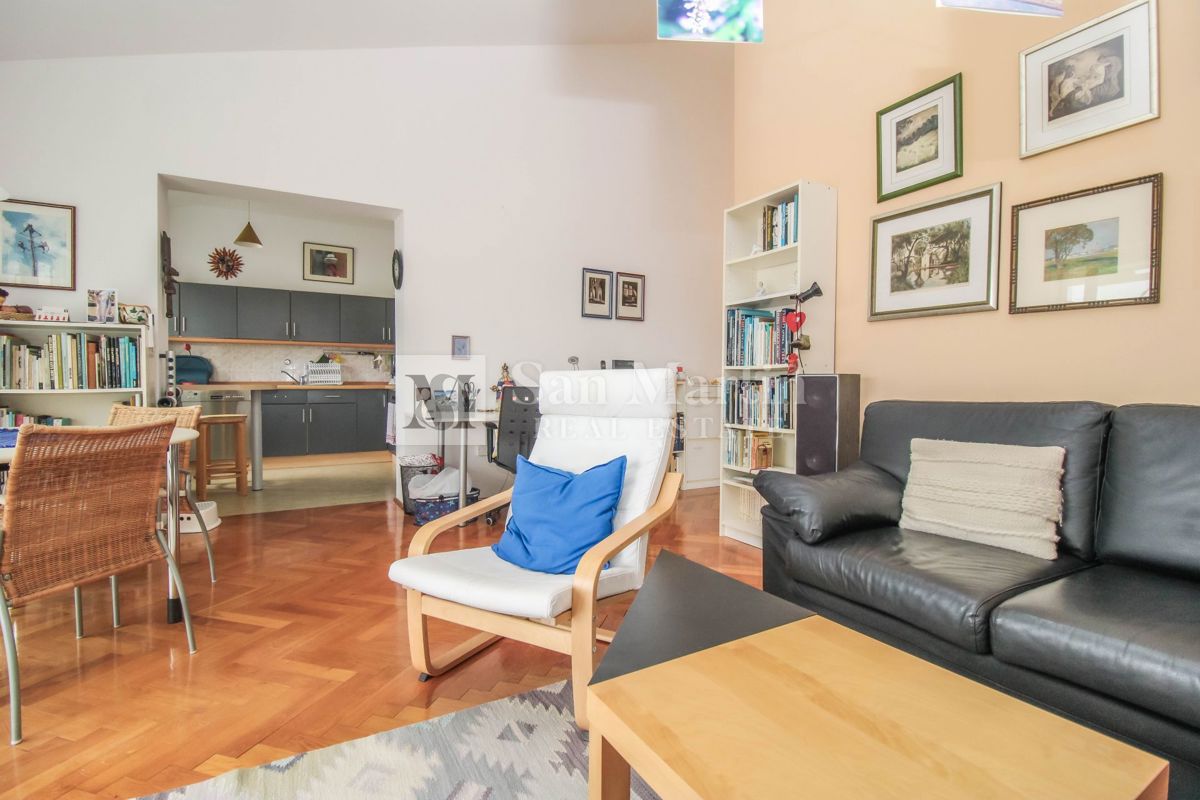 Parenzo – Appartamento con due terrazze vicino al mare – VISTA MARE!