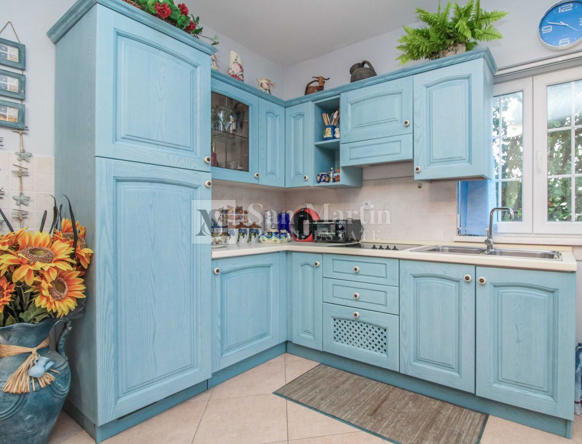 Zona POREČ, Super appartamento 2 camere da letto