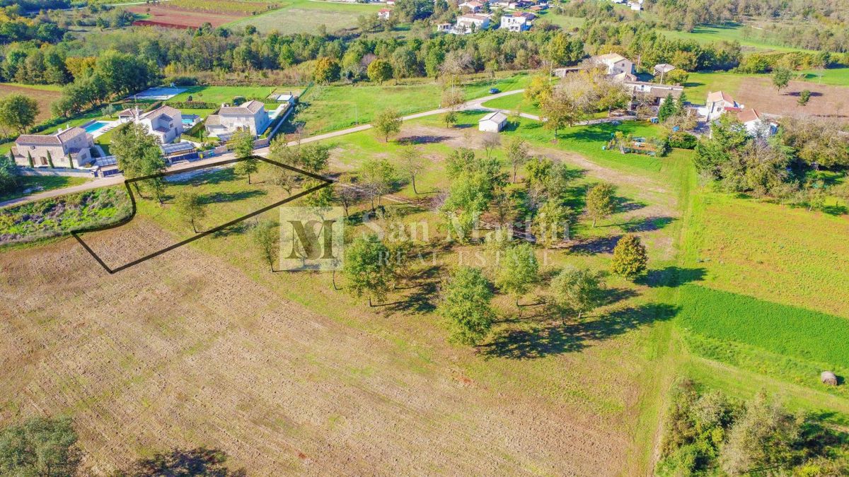 Visignano, dintorni - terreno edificabile in una bella posizione